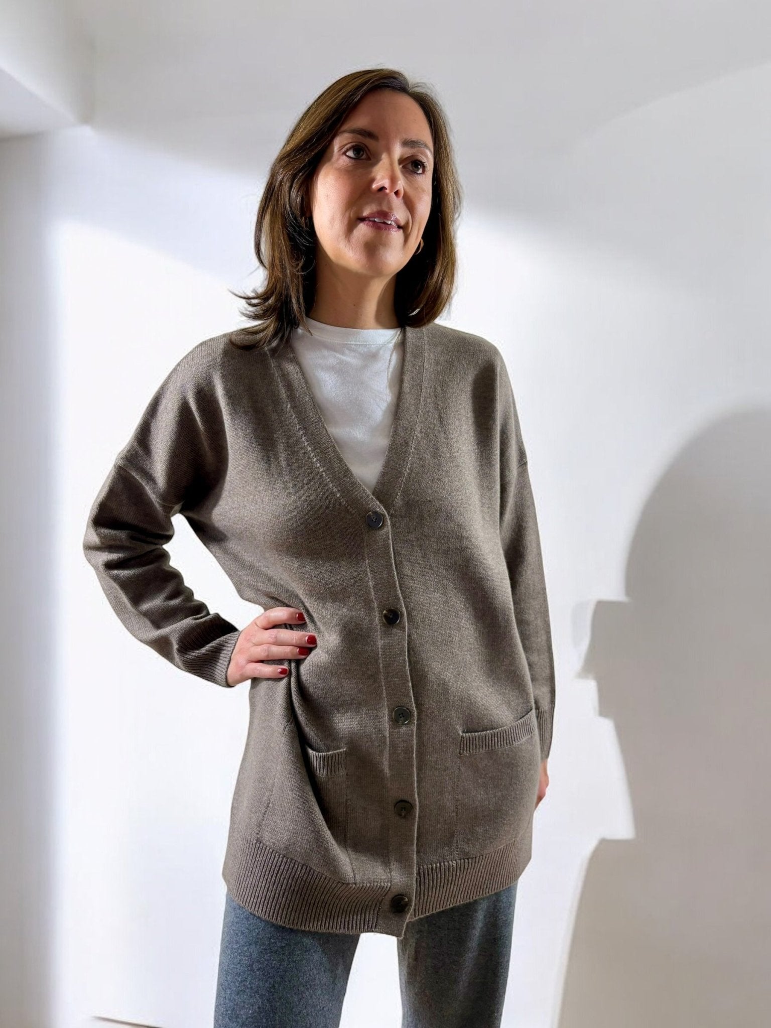 Le cardigan taupe - MAB